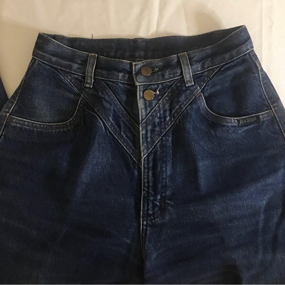 Vintage Women's ROCKIES Medium Wash 2 button front SIZE 29/9